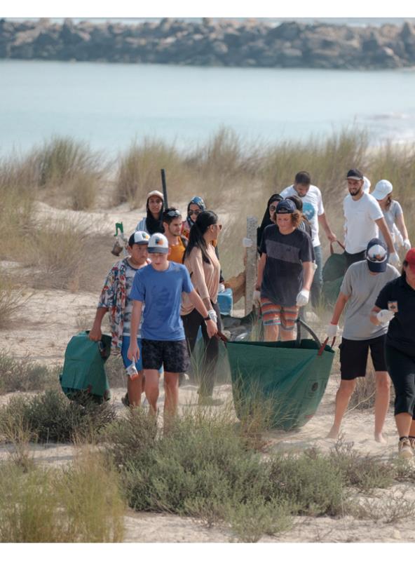 You are currently viewing UAE Youth Call For Stronger Environment Policies and Reducing Single-Use Plastic