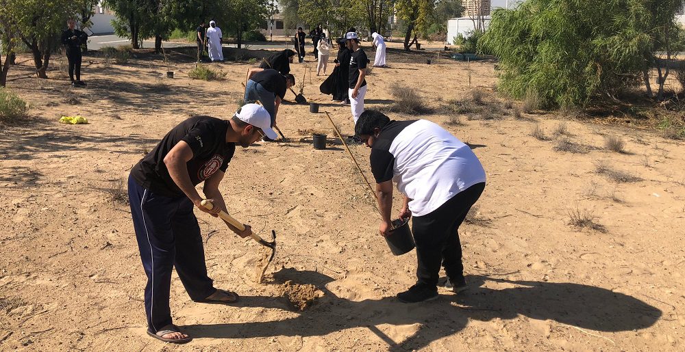 You are currently viewing du planting Ghaf trees for UAE National Day